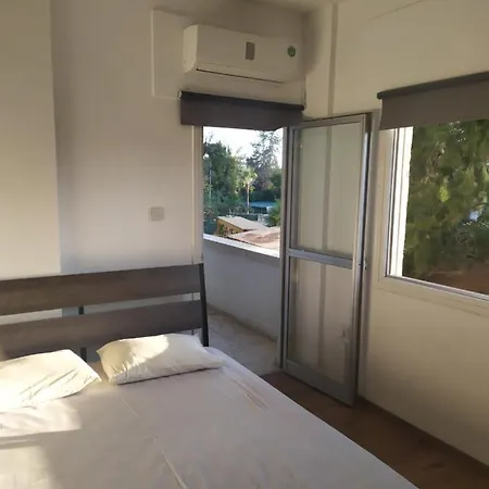 Cozy 2 Bedroom * Larnaca