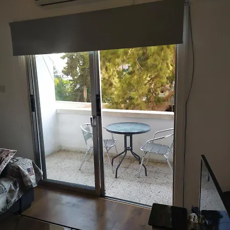 Apartment Cozy 2 Bedroom Larnaca