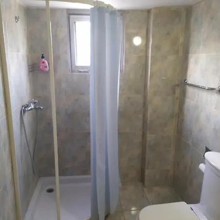 Cozy 2 Bedroom דירה לרנקה