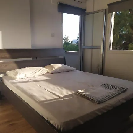 Cozy 2 Bedroom לרנקה
